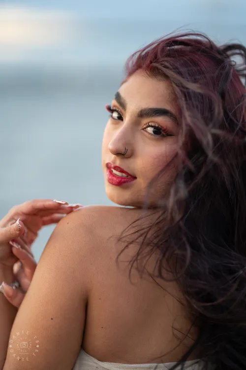 Yelina - Portfolio Image 85