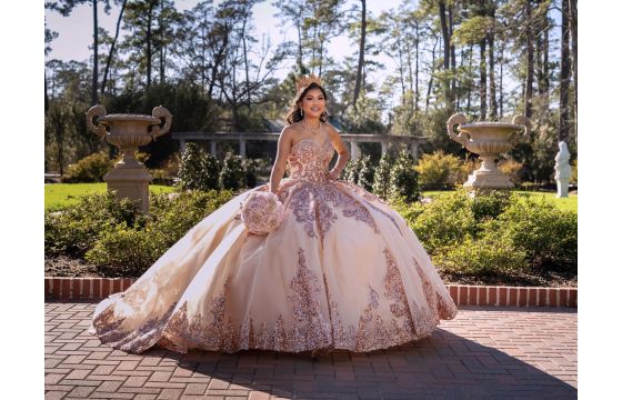 The NYC Quinceañera Permit & Timing Playbook