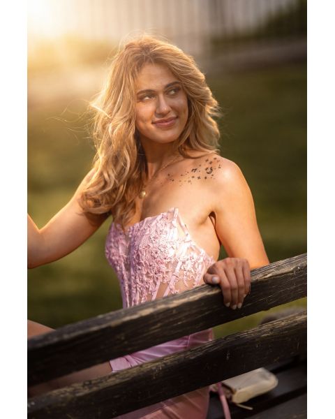 Caroline Zanghi, represented by Dante's Models NYC