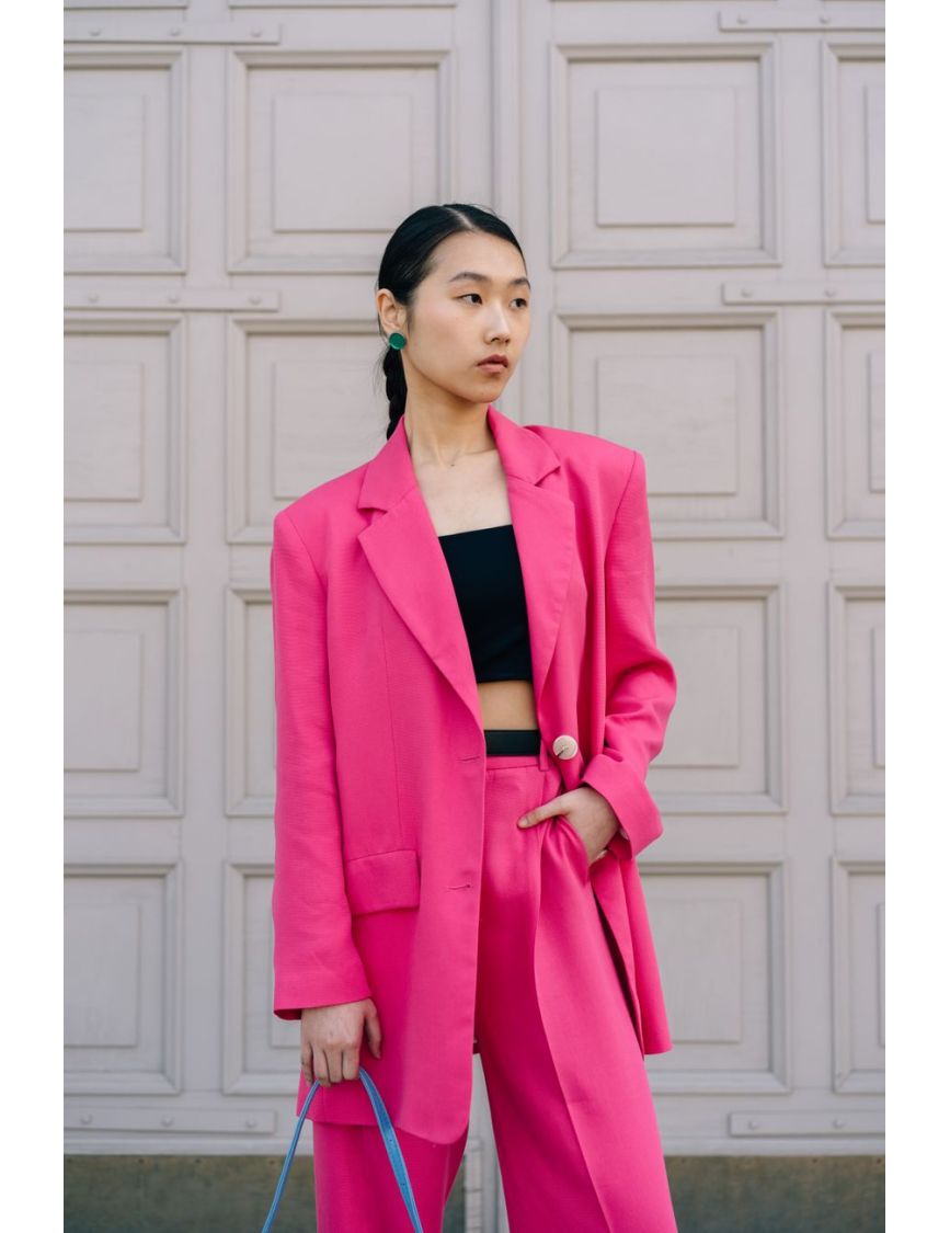 The Relaxed Tailored Trouser — Casting directors are tired of your black skinny jeans