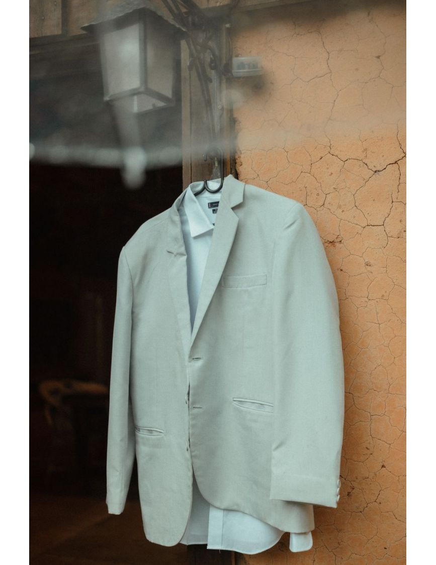 The Steamed-On-Set Rule — Kill the Black Blazer: Dressing for NYC Headshots