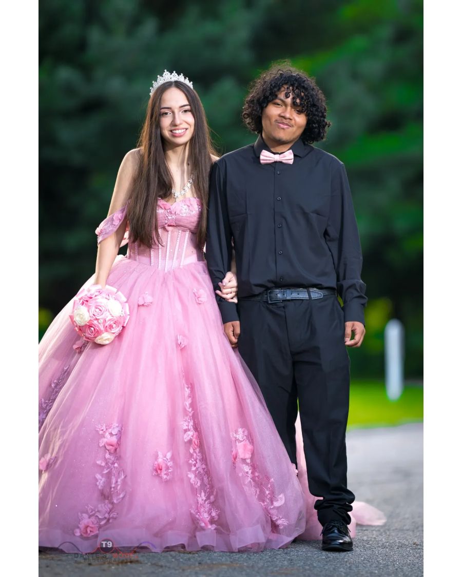 Strolling Together — Pink Florals and Family Joy at an Outdoor Sweet 16
