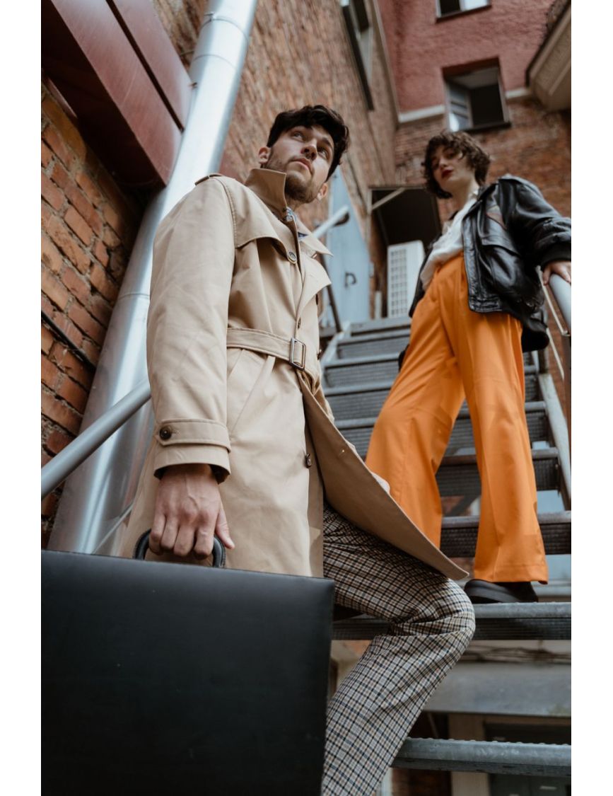 The Anchor and the Accent Rule — Stop Dressing Like Twins for Your Engagement Shoot