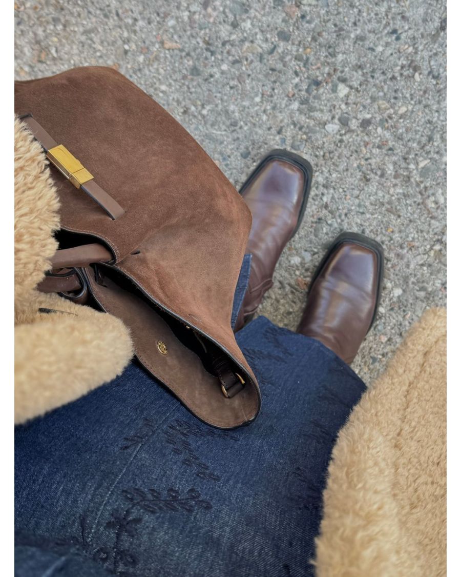 The Square-Toe Leather slide — Casting directors are tired of your black skinny jeans
