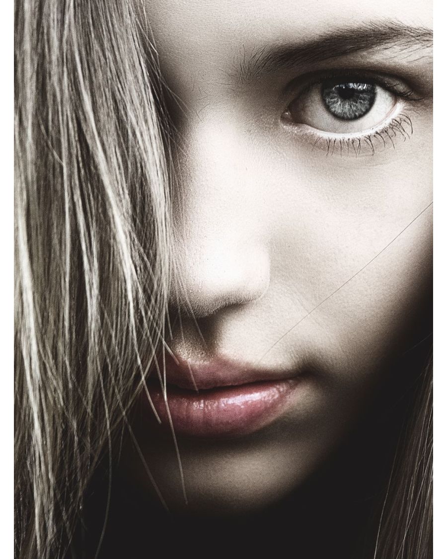 The Soft Triangle Method — Burn the Iris Stare: Own the Lens with Unapologetic Power