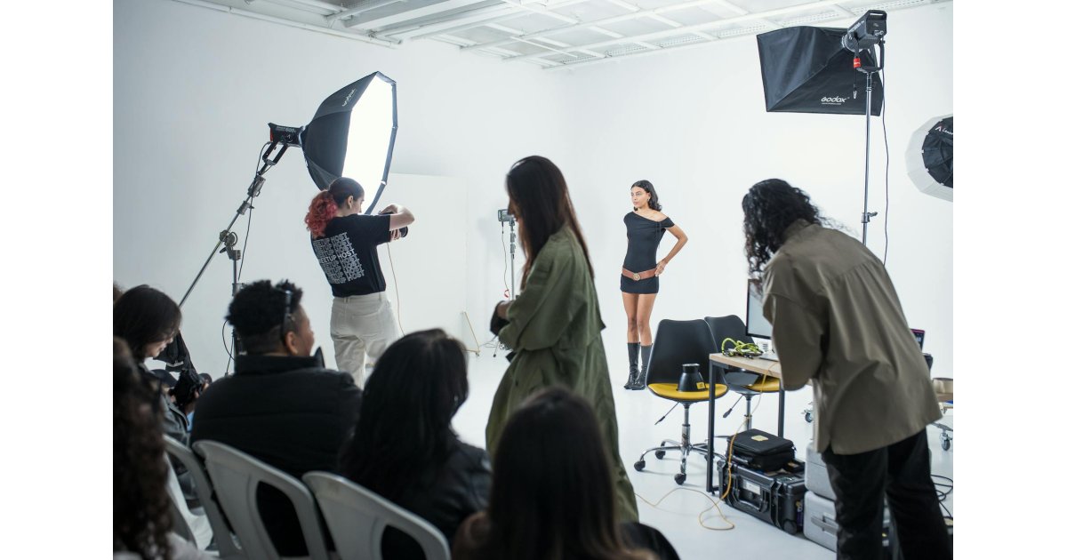 Essential Lighting Gear for NYC Fashion & Modeling Photoshoots