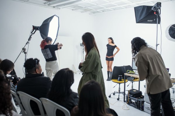The Fake Light Formula Behind Flawless NYC Portraits