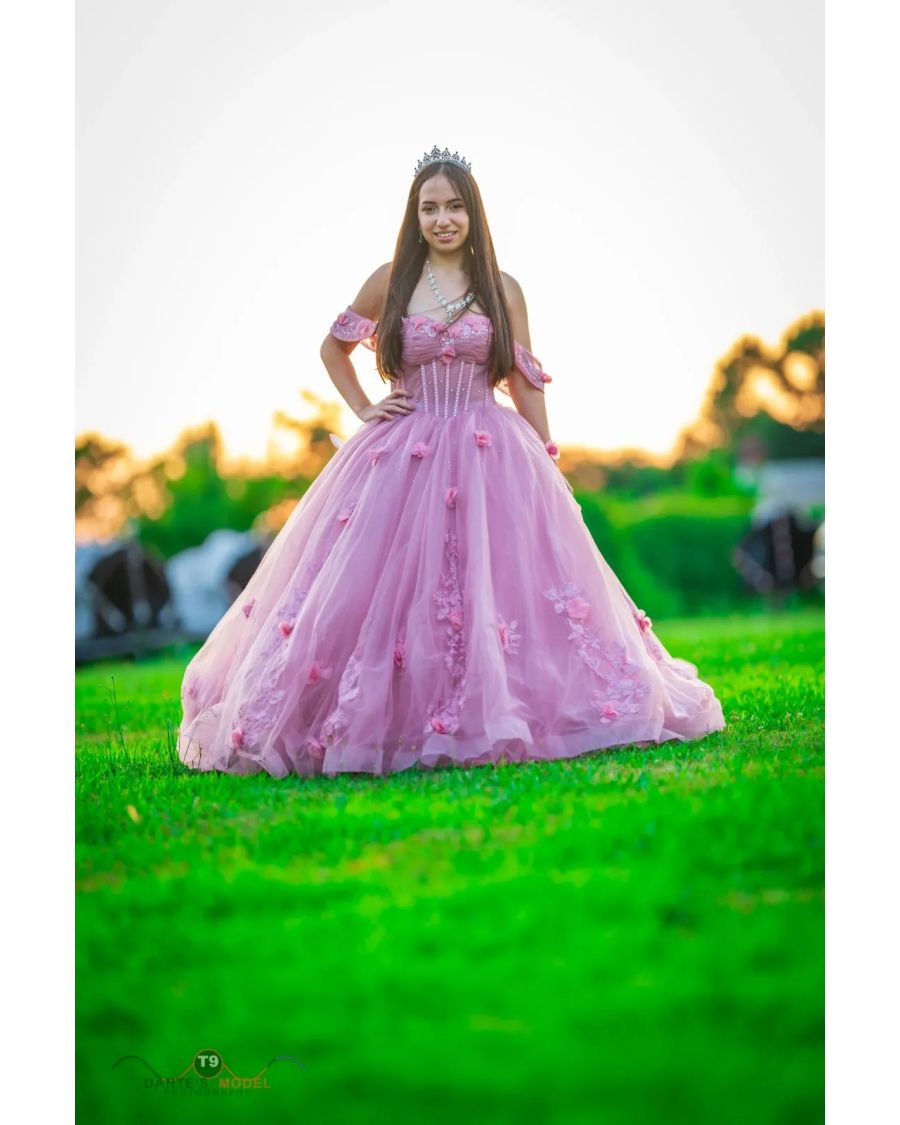 The High-End Hotel Lobby or Rooftop Lounge, Ditch the Tiara: Editorial Portraits for the Modern Sweet 16