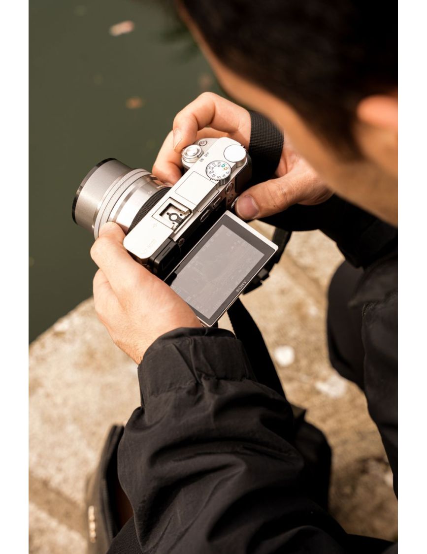 What-You-See Exposure vs. The Chimp Cycle — Stop Romancing Your 5D: The Optical Viewfinder Is Dead