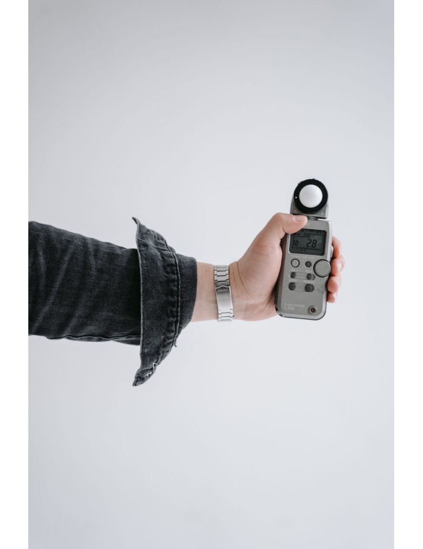 Sekonic L-358 Flash Master, Used Studio Gear That Still Works Reliable in NYC