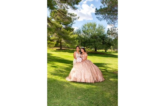 The Quinceañera Timeline: From Fitting to Final Frame