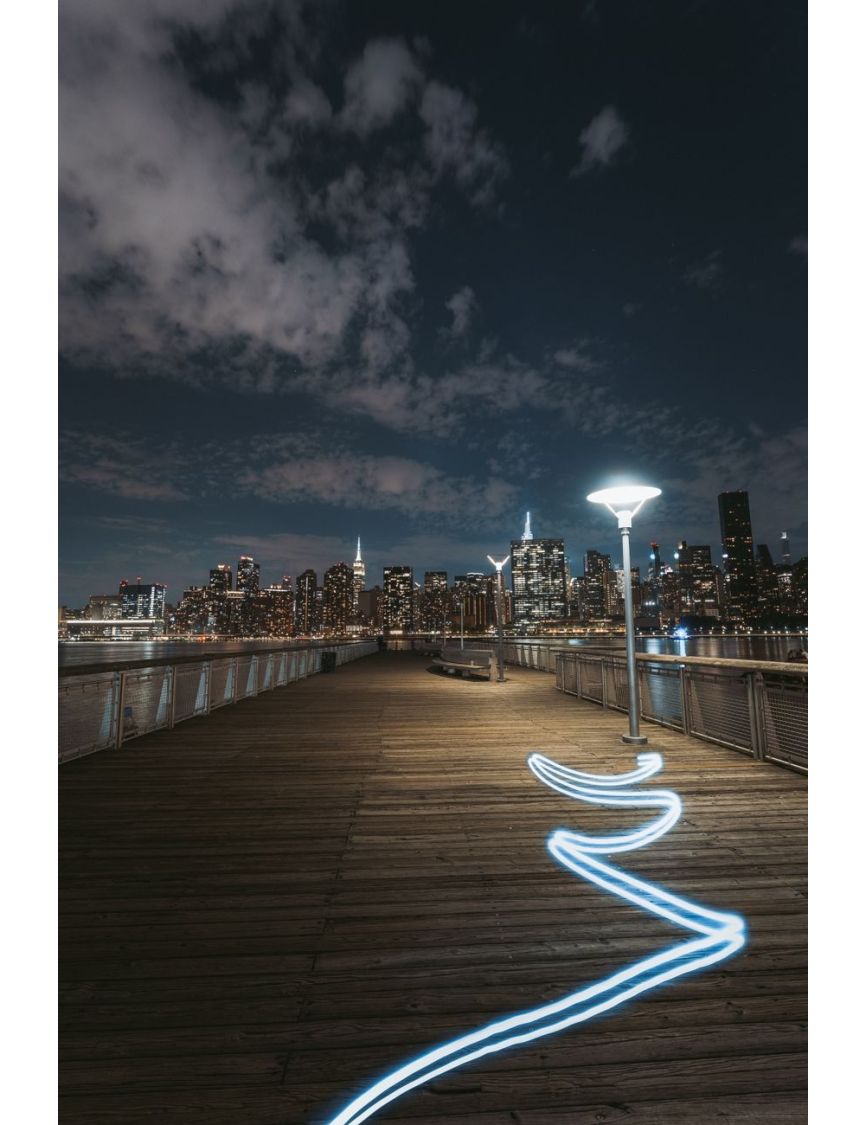 Gantry Plaza Lower Mooring Piers — The Lie of the Skyline: Why Overlooks Fail Editorial