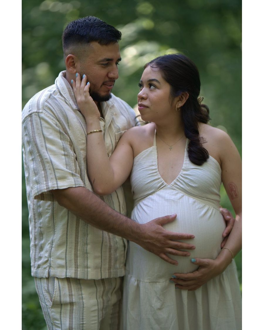 Limit Patterns to One Person, Coordinating Clothes for NYC Couple Portraits