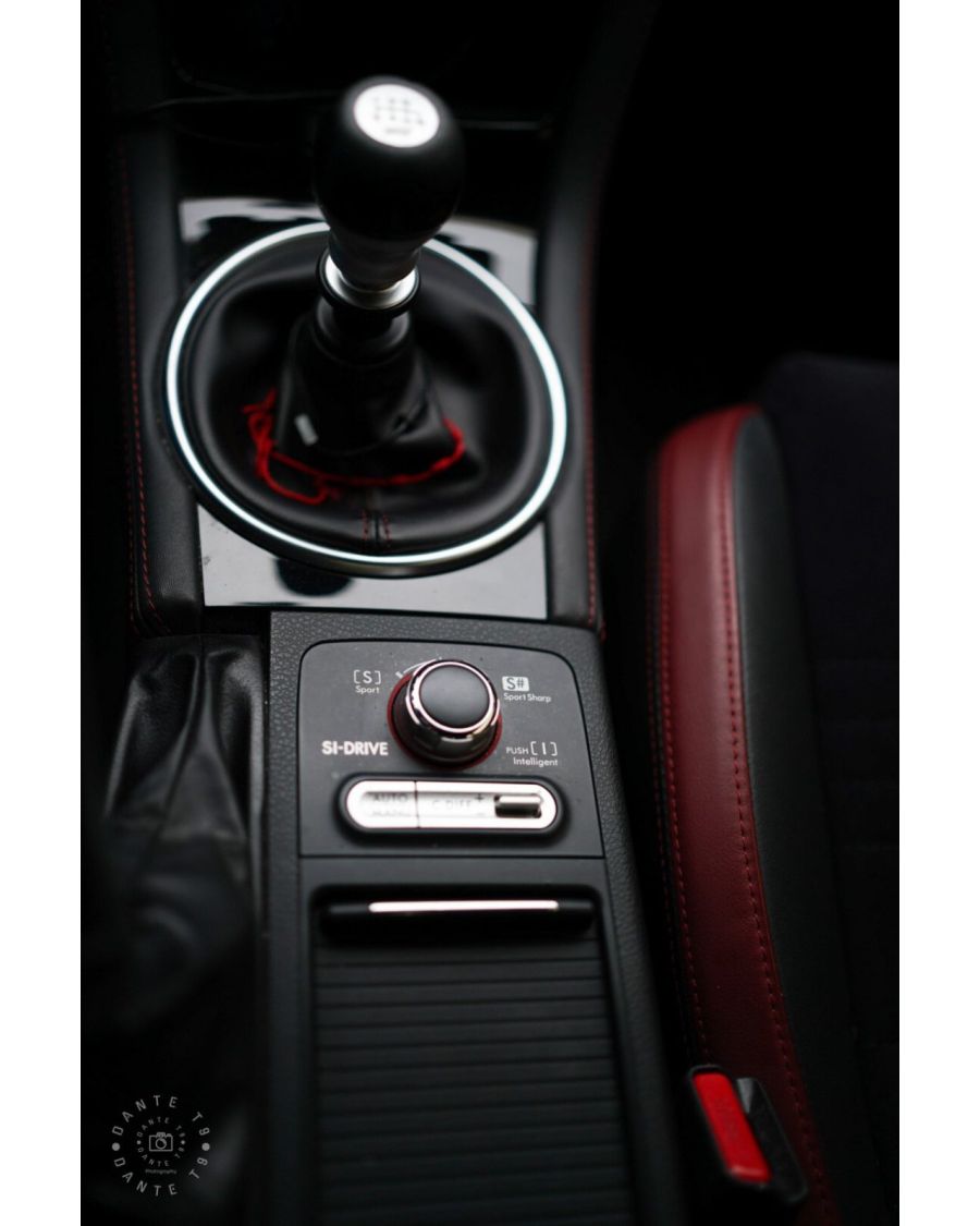 Cockpit Detail — Capturing Performance and Style on the Streets