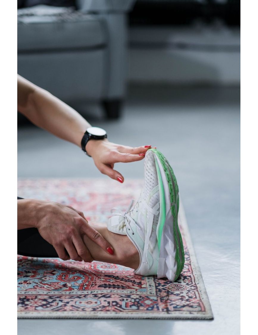 Targeted Ankle and Arch Conditioning — Sweat Without Bulk: The August Runway Protocol