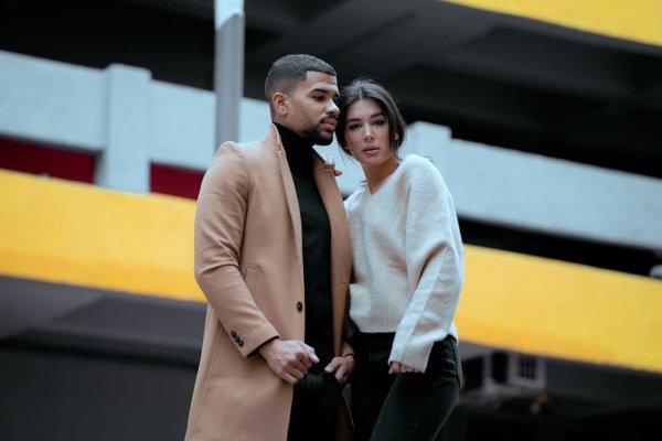 Why Identical Outfits Ruin NYC Couples Photos