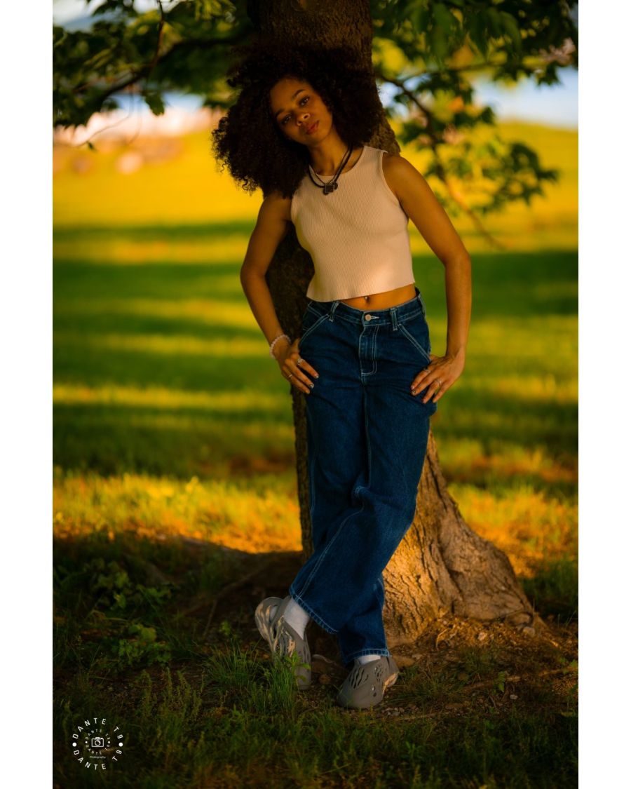 Lakeside Shade — Golden Hour Outdoor Session with Bree