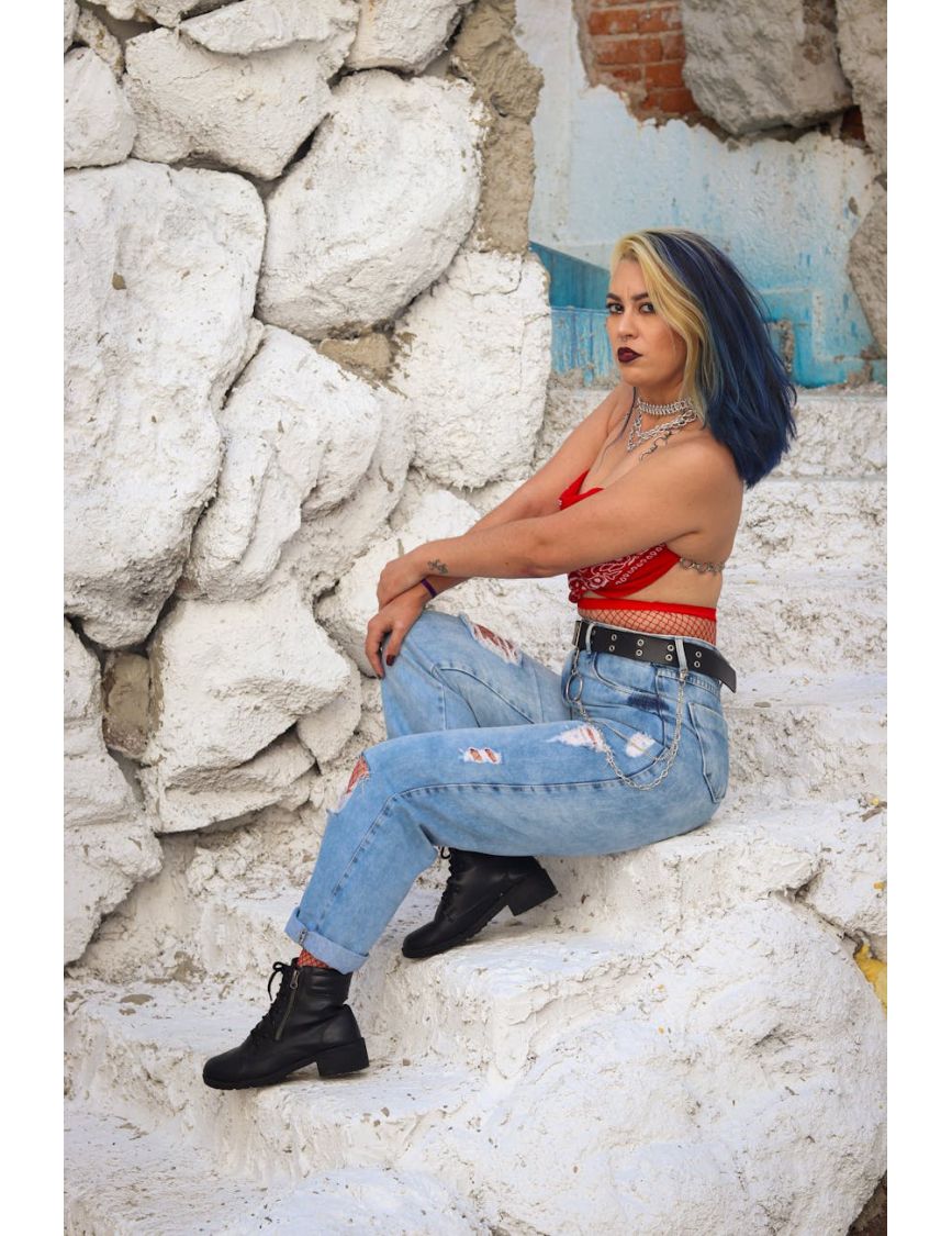 Gritty/Edgy Editorial (Urban) — 10 Shots That Book Models Every Time