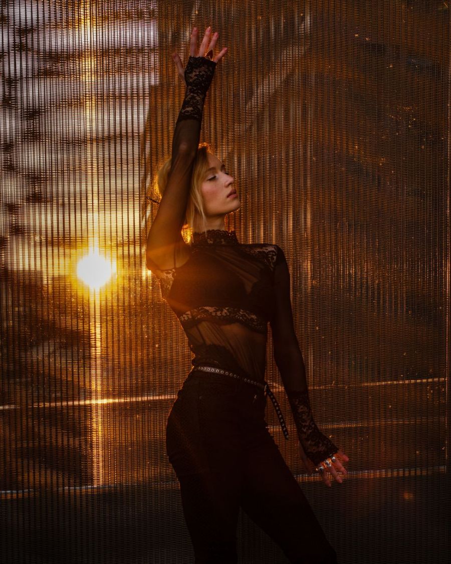 Golden Hour Glory: The Money Shots — A Spring Day's Symphony: Behind the Fashion Lens