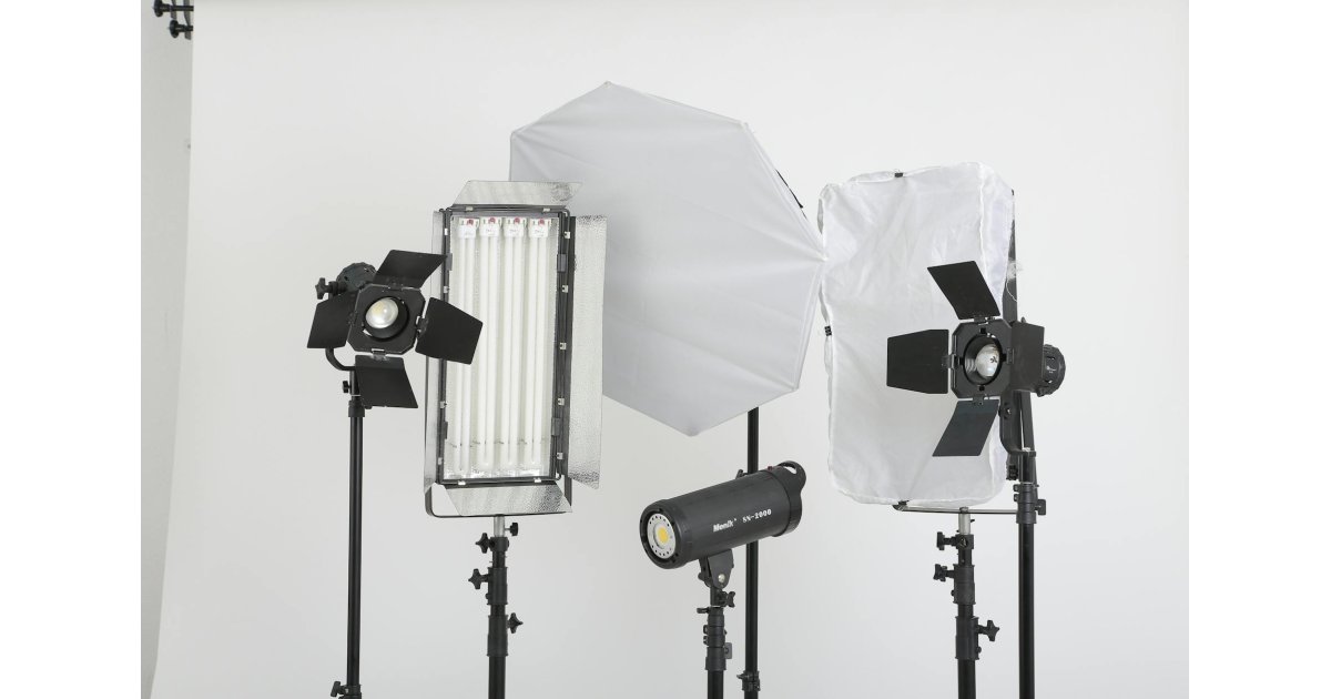NYC Studio Lighting Essentials: Gear for Fashion & Headshot Success