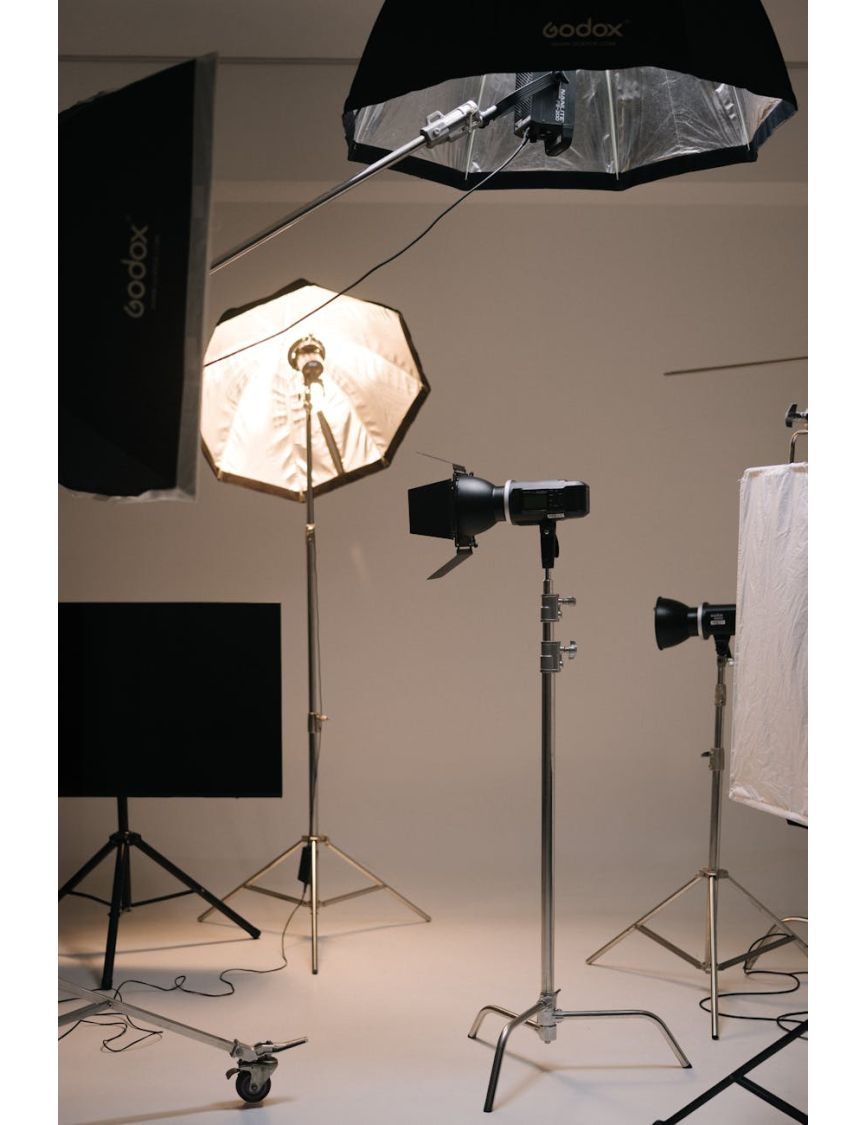 Profoto B1/B1X Strobes — Don't Be a Mark: The Enduring Gear Worth Buying Used