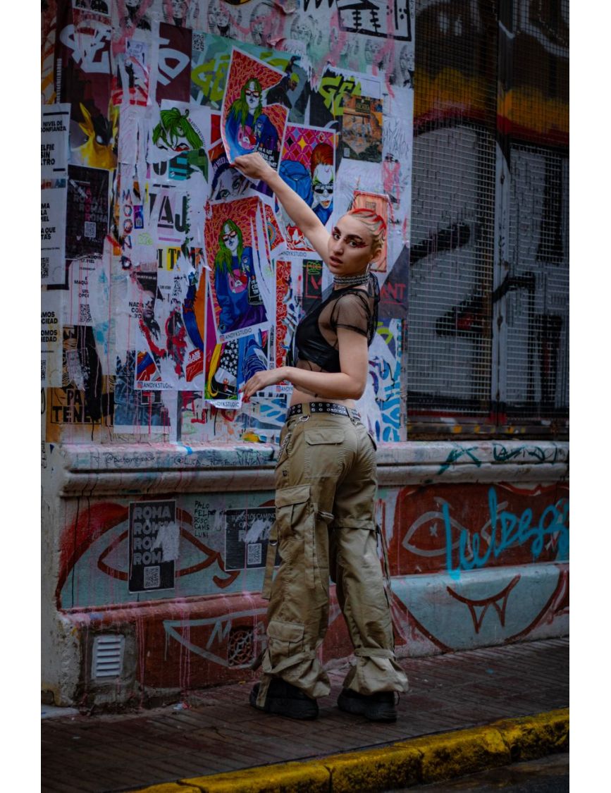 The Troutman Alleyways — When Aerosol Met Silk: Raw Wall Magic in Bushwick
