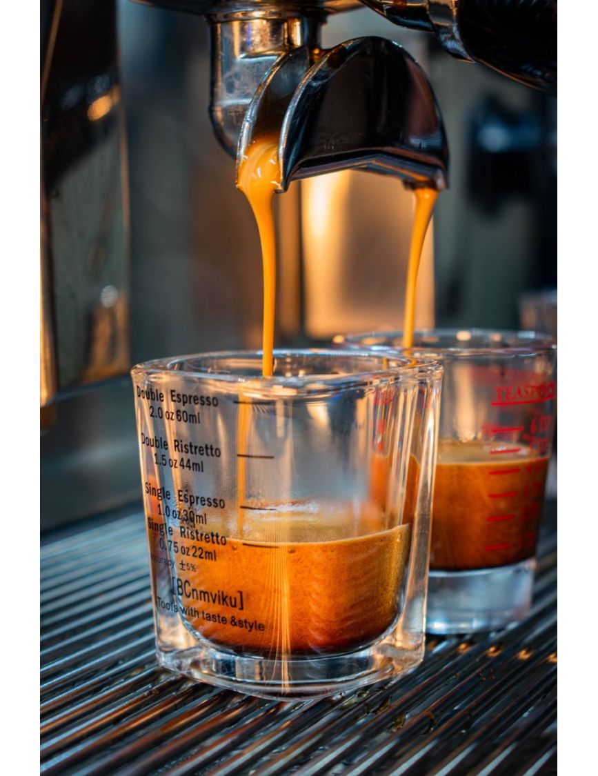 Caffe Reggio, Shooting Portraits in Manhattan Cafes and Lobbies