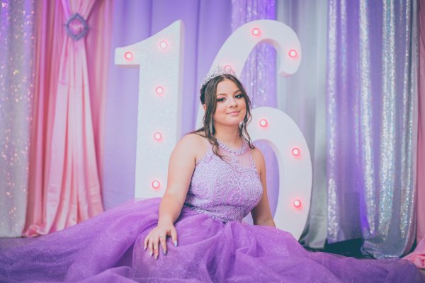 Ditch the Tiara: Editorial Portraits for the Modern Sweet 16