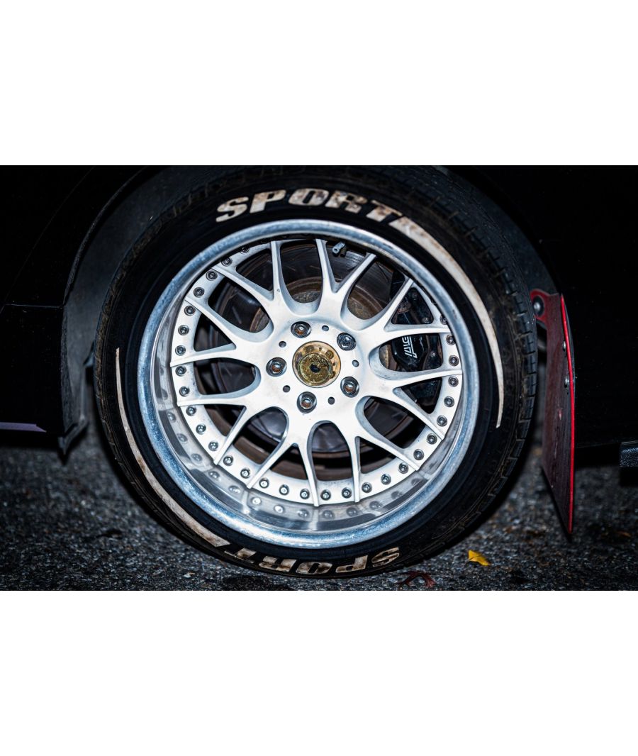 Deep Dish Detail — Raw Stance: Sports Car Sessions in NYC
