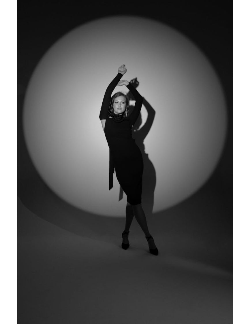 Glamour/Editorial (Dramatic Lighting) — 10 modeling portfolio Photoshoot Locations Every Model Should Know