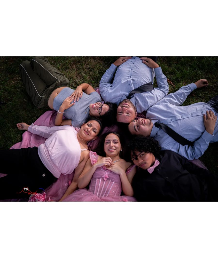 Full Circle Celebration — Pink Florals and Family Joy at an Outdoor Sweet 16
