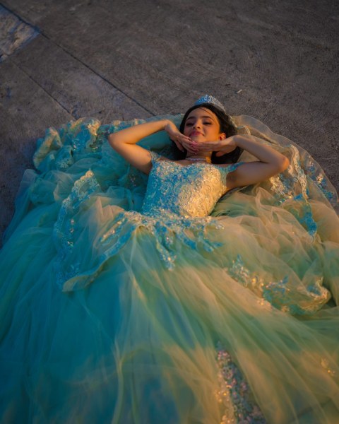 Samantha, represented by Dante's Models NYC