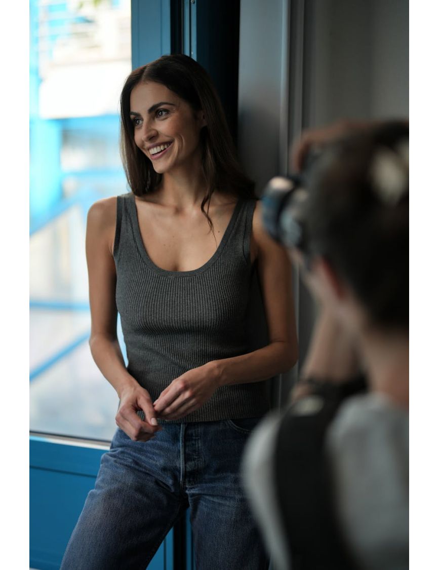 The 'Posing' Problem — The Raw Truth: Your Portfolio Is Lying To You