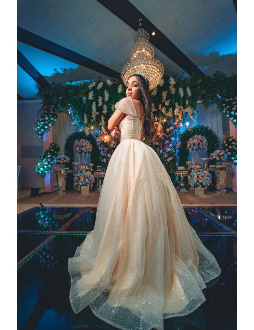 The Final Alteration Reveal — Don't Lose Your Mind Over Her Quinceañera Photos